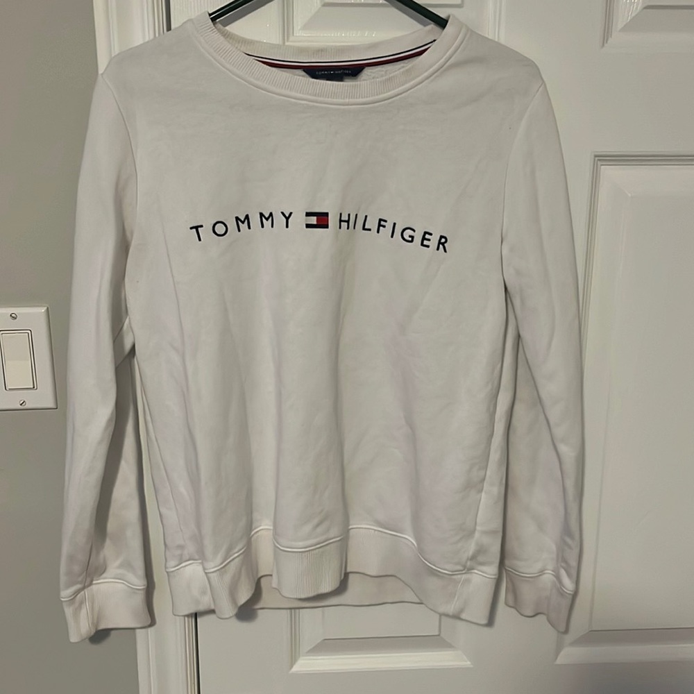 Tommy Hilfiger women’s white sweatshirt